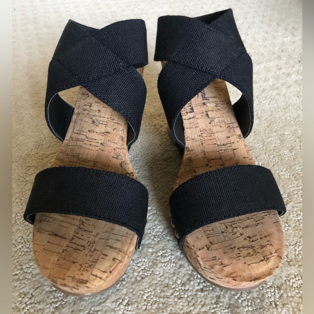 Lucky Brand Platform Heels -8